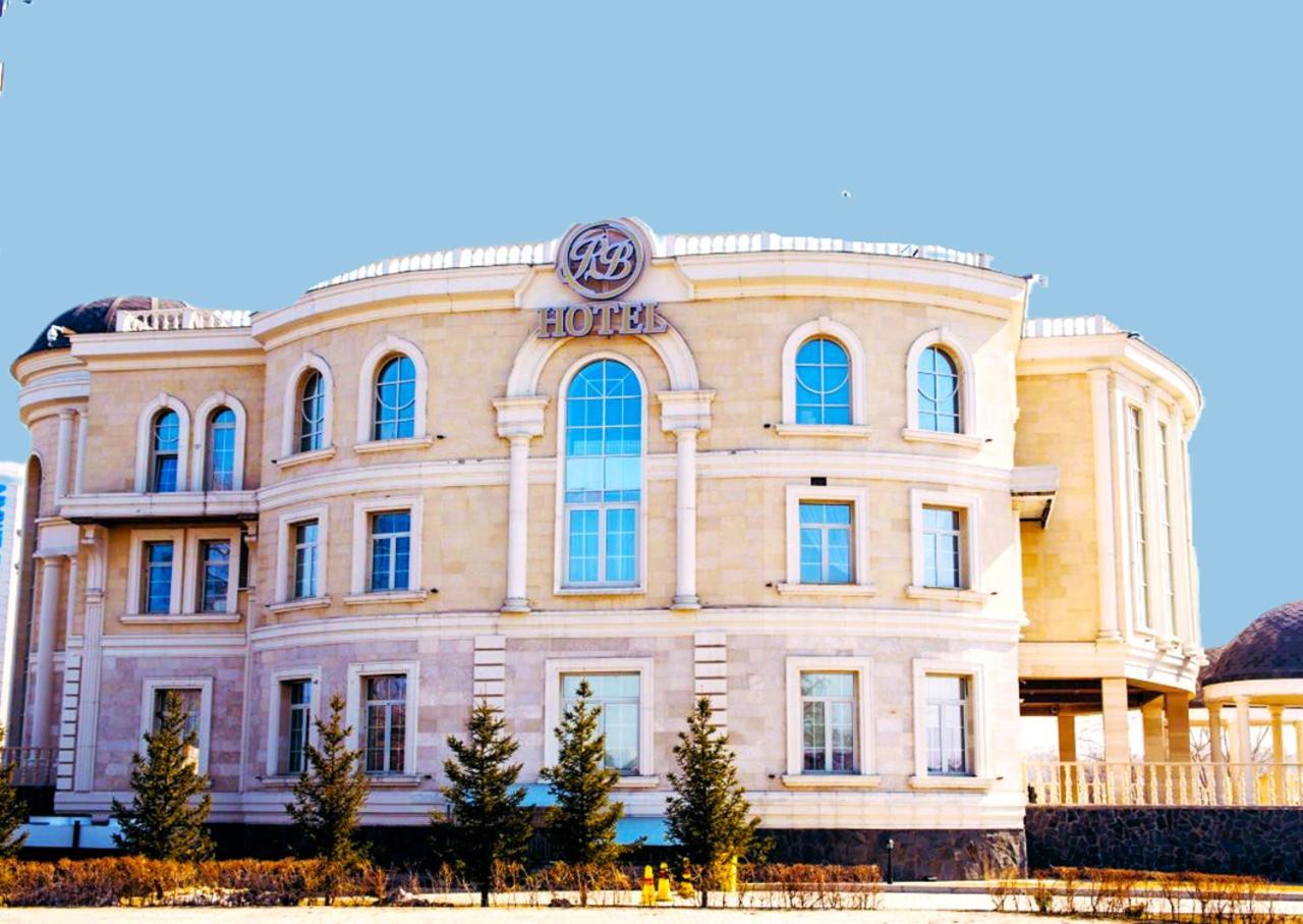 Royal Bv Hotel Ustʼ-Kamenogorsk Exterior foto