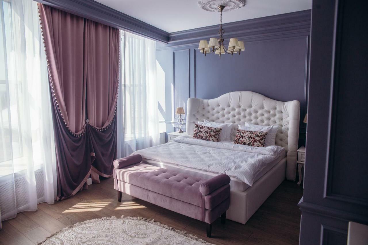 Royal Bv Hotel Ustʼ-Kamenogorsk Exterior foto